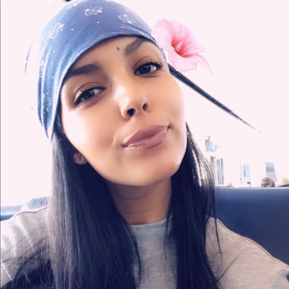 Meet your Posher, Sarah